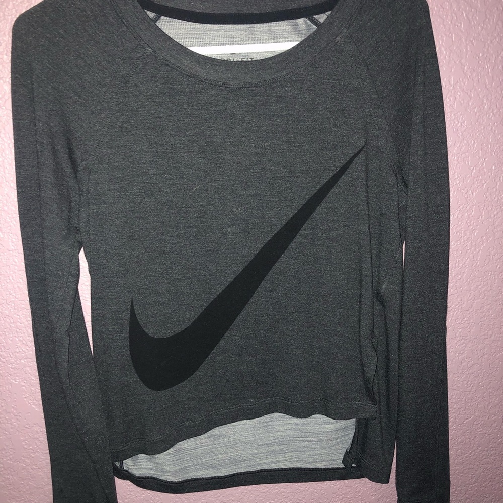 NIKE gray long sleeve shirt